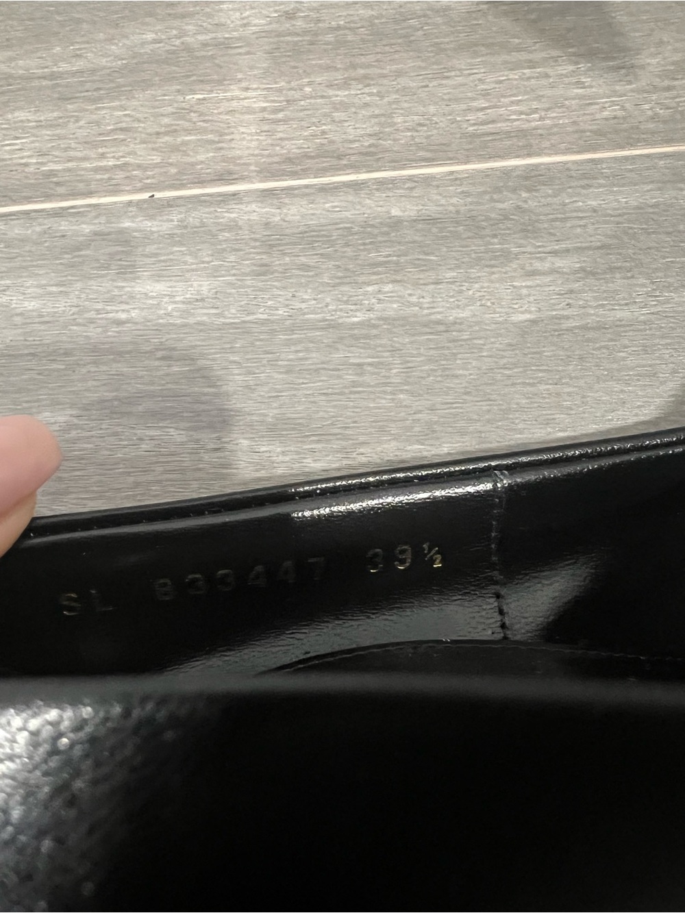SAINT LAURENT ÉLYSÉE 105 PUMPS – BLACK LEATHER - Picture 7 of 9